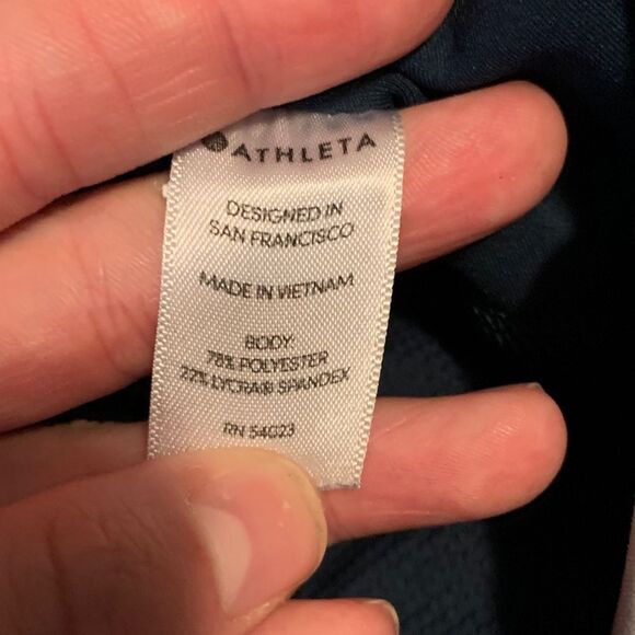 Athleta Abstract Patterned Crop Leggings - Picture 7 of 10